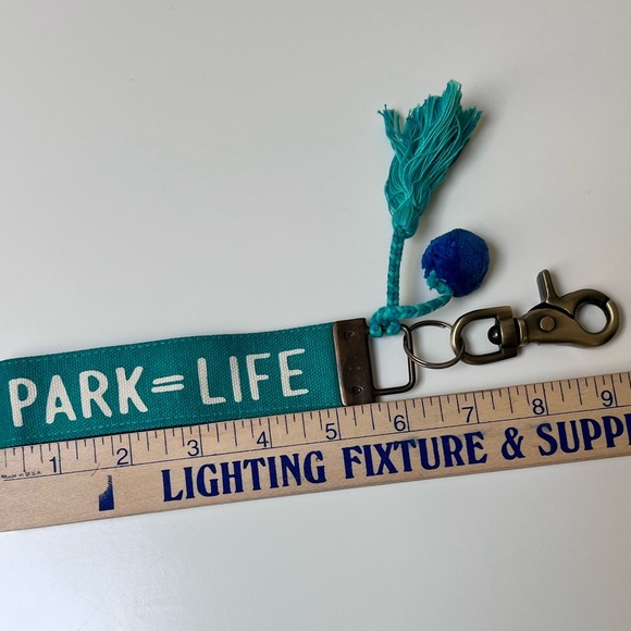 Dog lover keychain. ‘Park=Life.’ Antique brass clip. Pompoms. - Picture 5 of 5